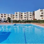 Air Conditioned 1 Bedroom Apt With Wi-Fi & Patio.